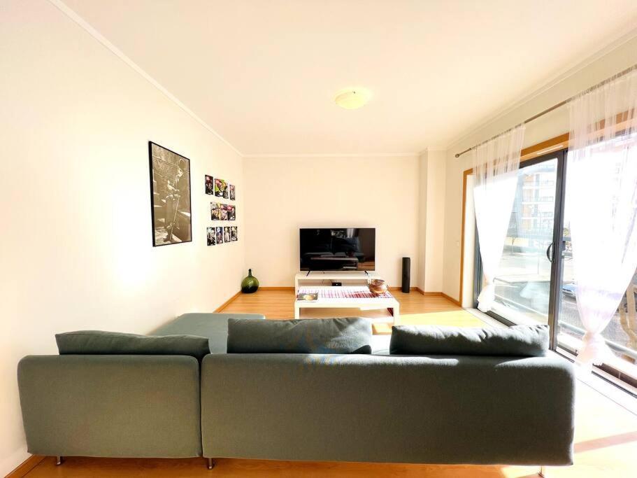 Olhao 3 Bedroom With Rooftop Pool, Marina Village المظهر الخارجي الصورة