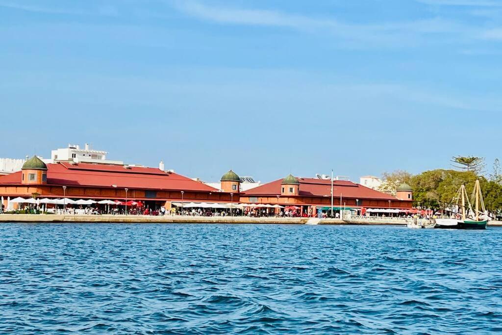 Olhao 3 Bedroom With Rooftop Pool, Marina Village المظهر الخارجي الصورة